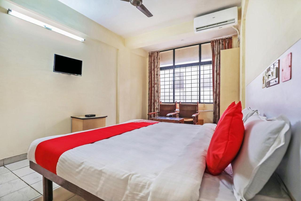 Oyo Hotel Hindustan Deluxe Mangaluru Exterior foto